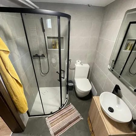 Home-in Apartma 아파트
